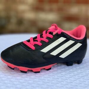ADIDAS GIRLS SIZE 12 SOCCER CLEATS